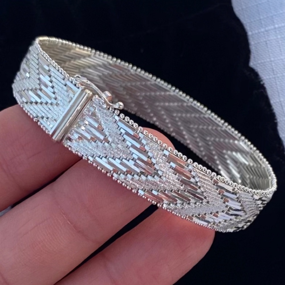 Italian Sterling Silver Chevron Pattern Bracelet RARE STUNNING